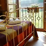 Rural Casona De 3* خيخون