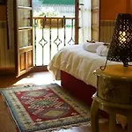 Rural Casona De Cefontes מלון גיחון
