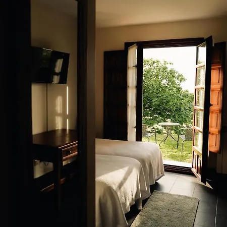 Hotel Rural Casona De Cefontes 3*