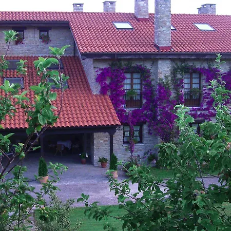 Rural Casona De 3*