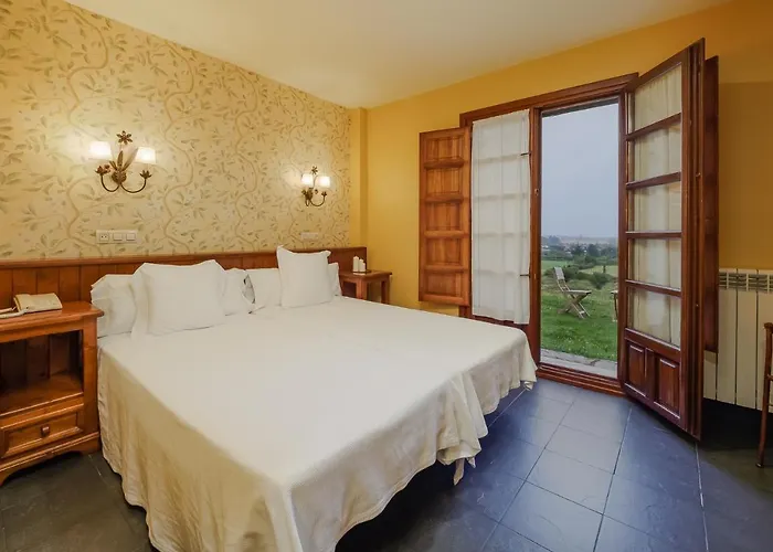 Hotel Rural Casona De 3*