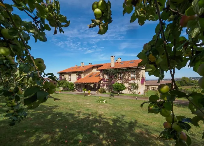 Hotel Rural Casona De 3*