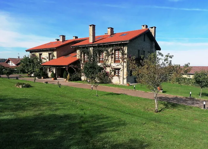 Hotel Rural Casona De 3*