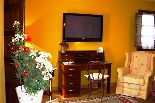 Rural Casona De 3* Cefontes