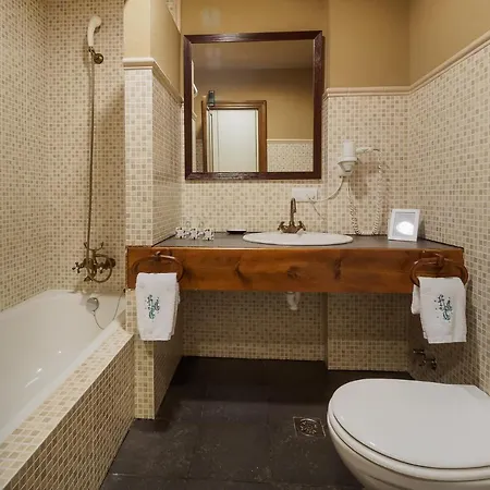 Rural Casona De Cefontes מלון